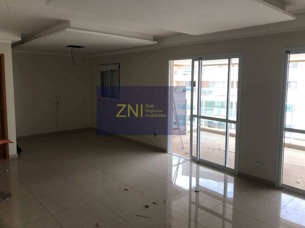 Apartamento à venda com 3 quartos, 135m² - Foto 2