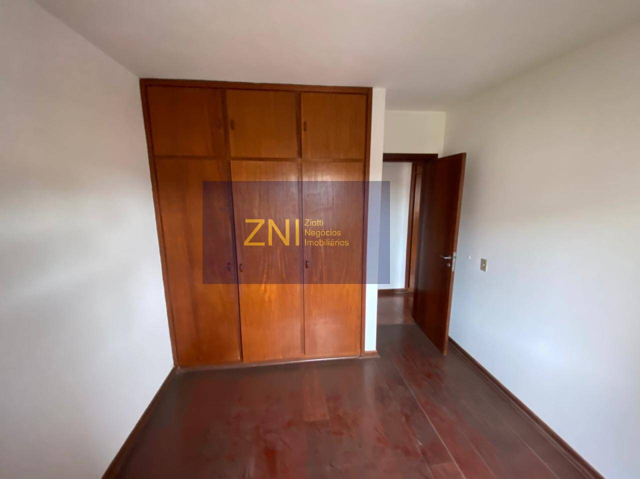 Apartamento à venda com 3 quartos, 122m² - Foto 15