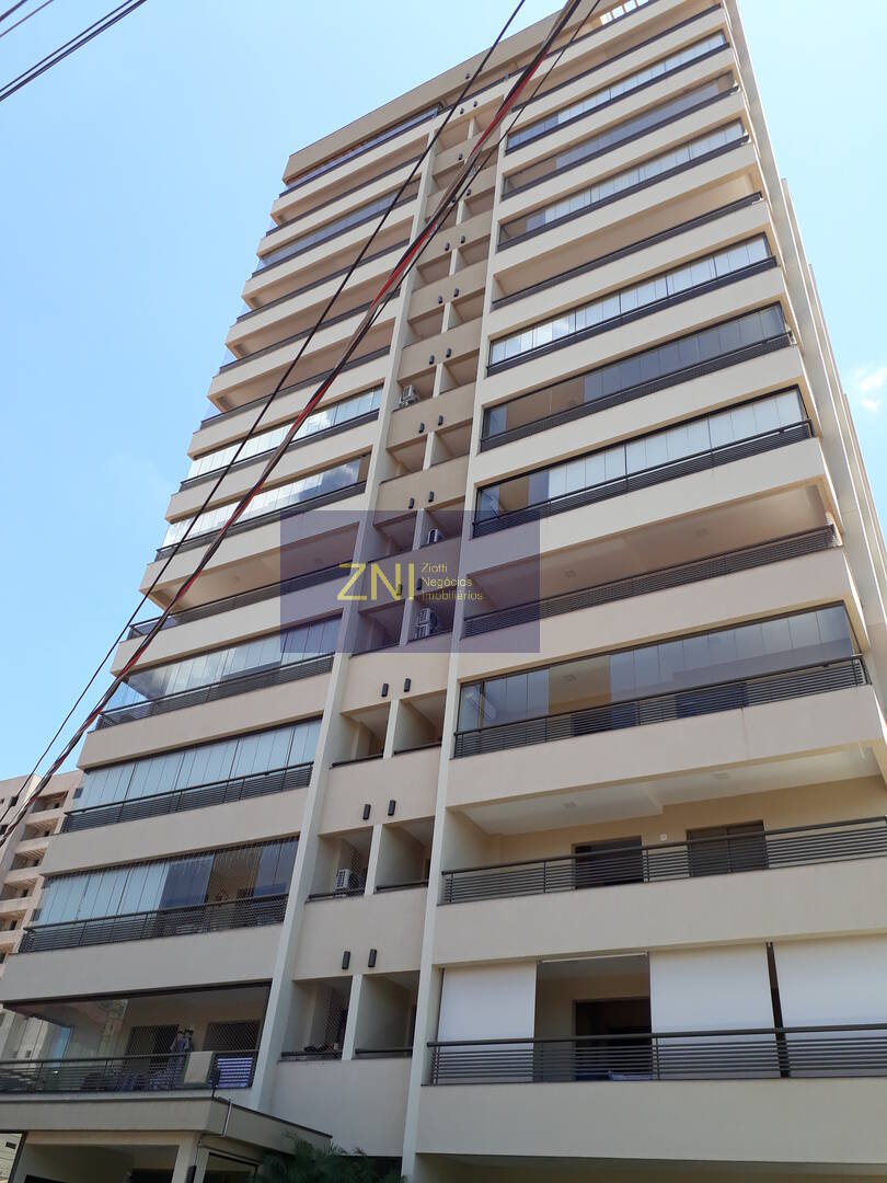 Apartamento à venda com 3 quartos, 118m² - Foto 2