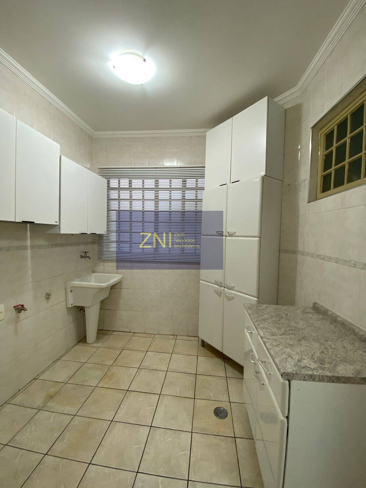 Apartamento à venda com 2 quartos, 83m² - Foto 10