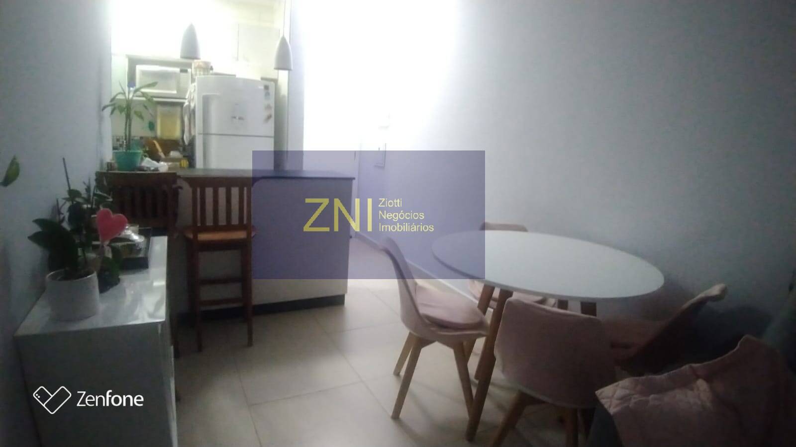 Apartamento à venda com 2 quartos, 45m² - Foto 4