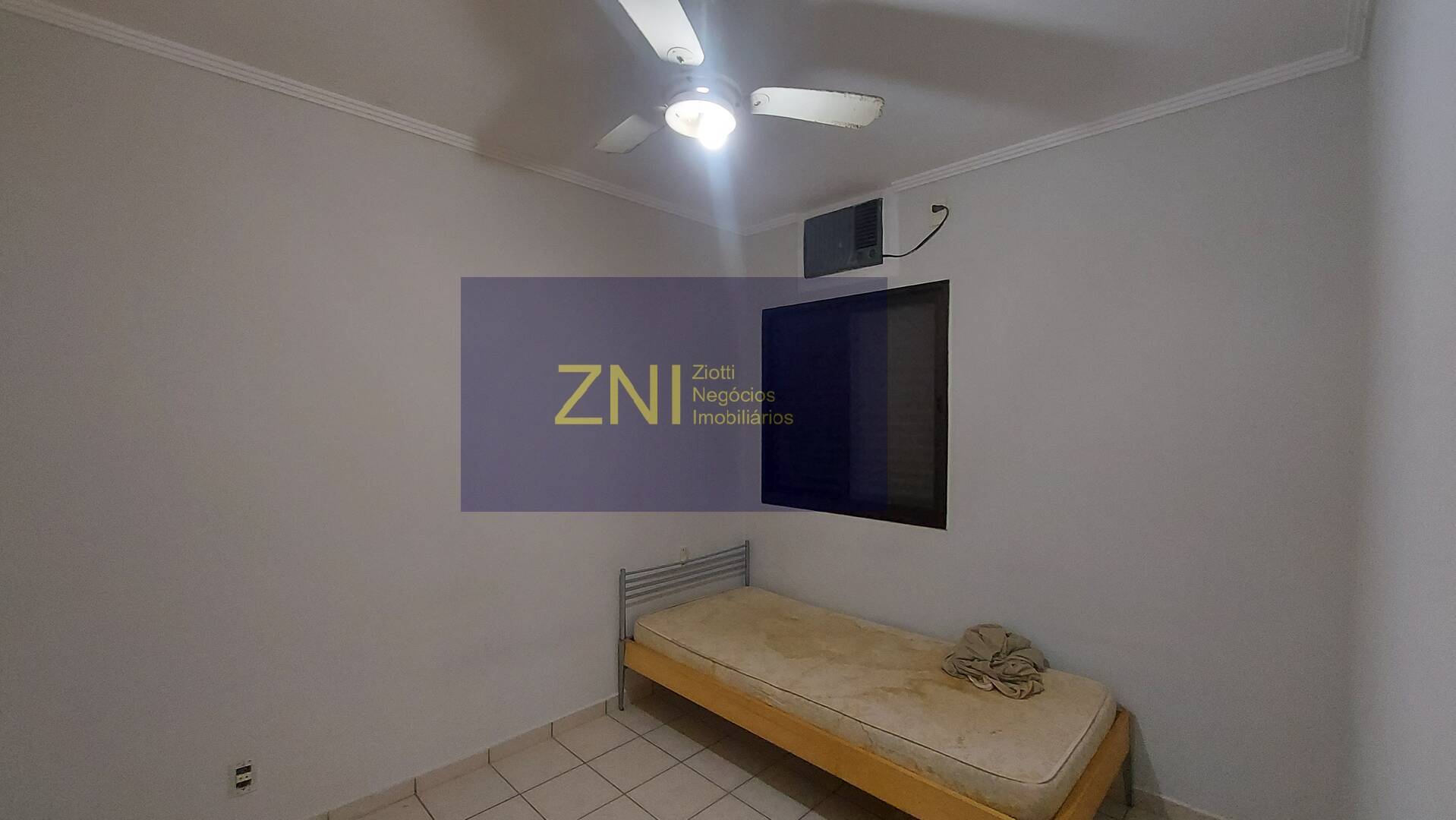 Apartamento à venda com 1 quarto, 37m² - Foto 12