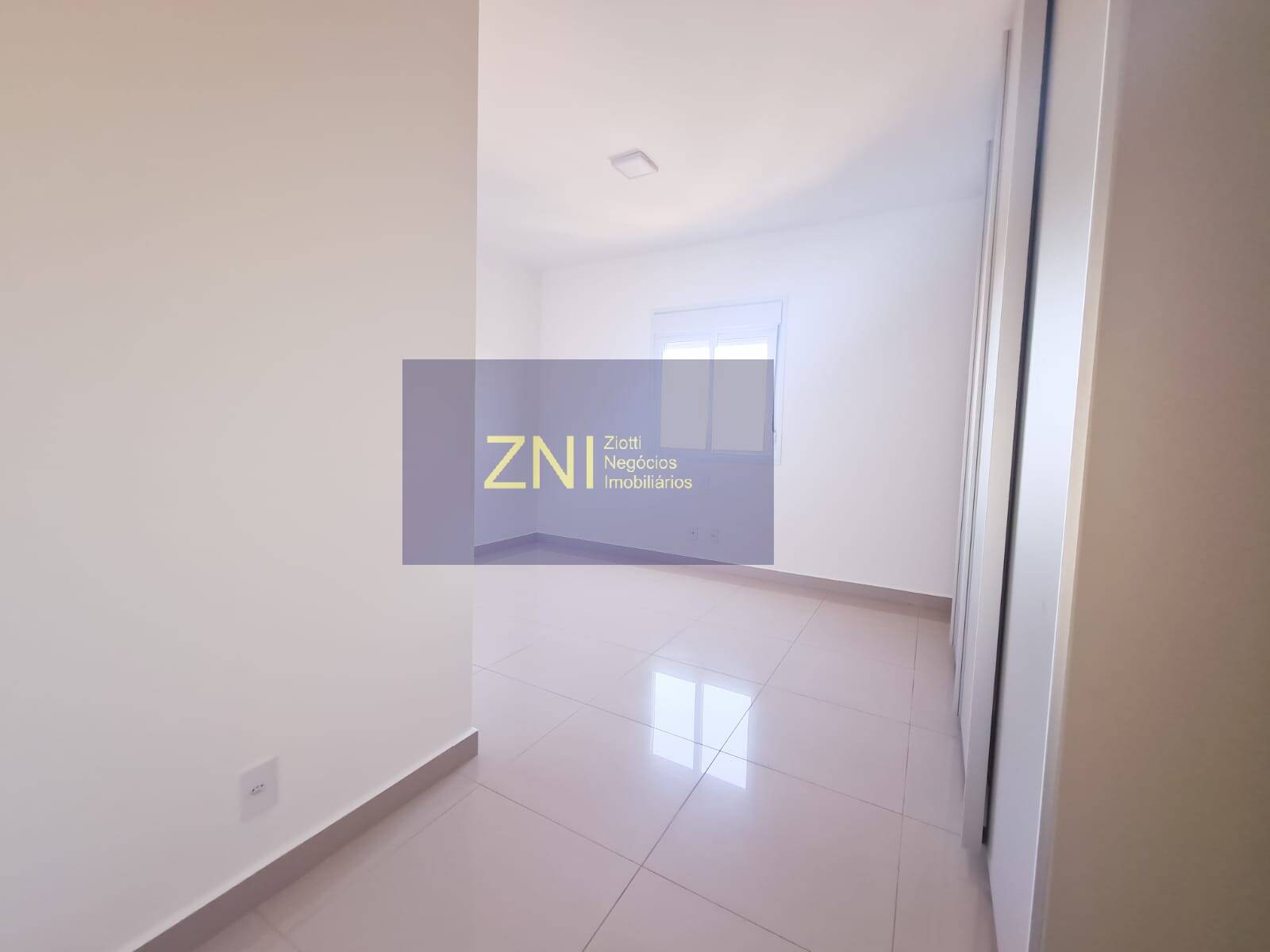 Apartamento à venda com 3 quartos, 172m² - Foto 9