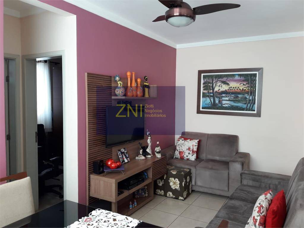 Apartamento à venda com 2 quartos, 47m² - Foto 2