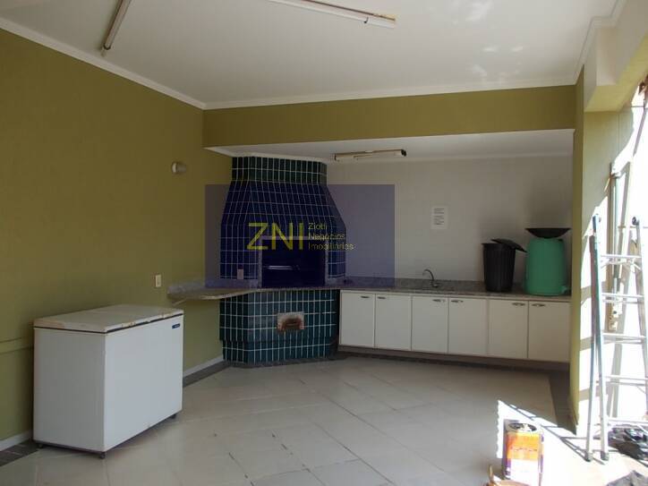 Apartamento à venda com 3 quartos, 200m² - Foto 32