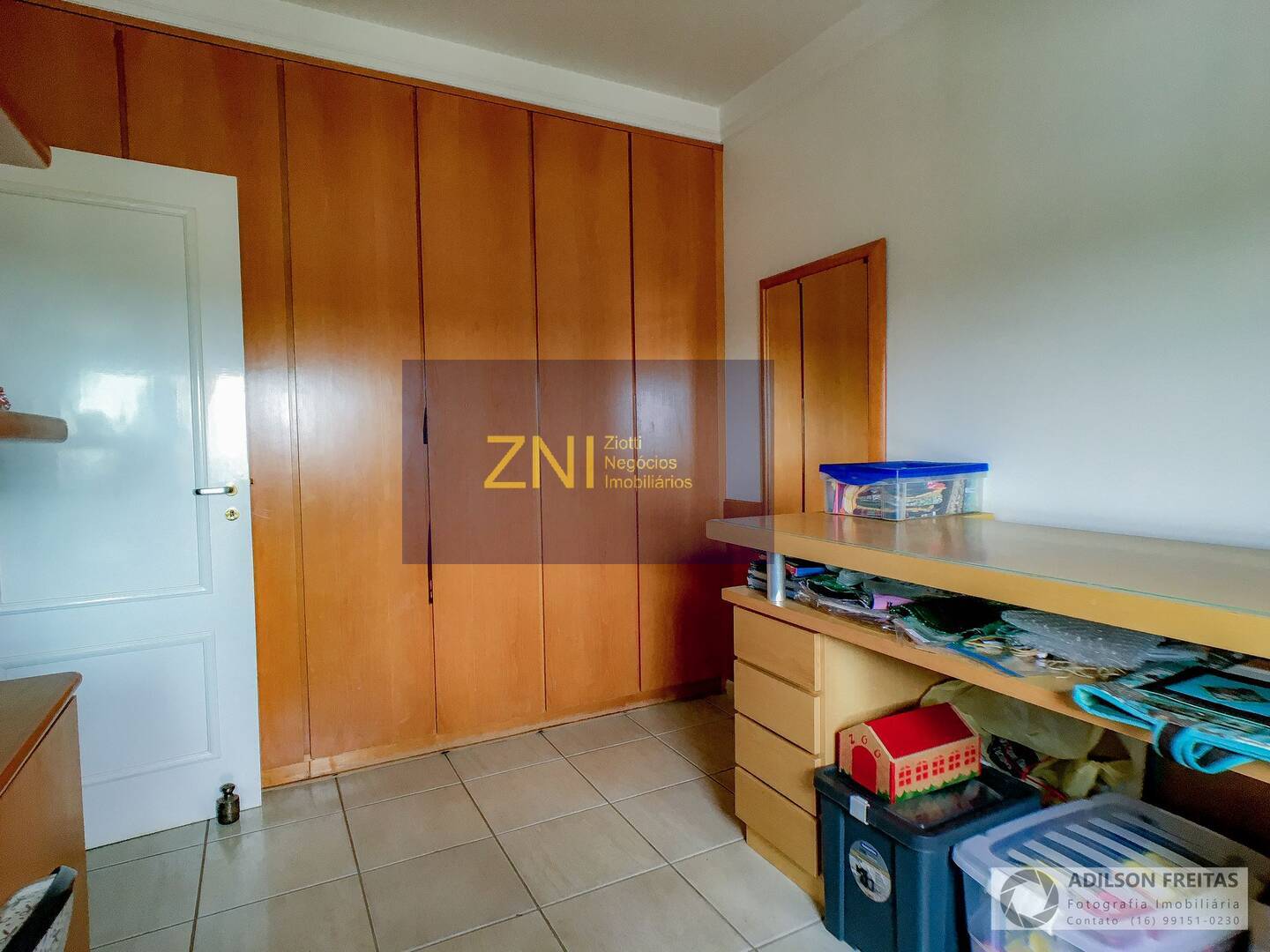 Apartamento à venda com 3 quartos, 200m² - Foto 17