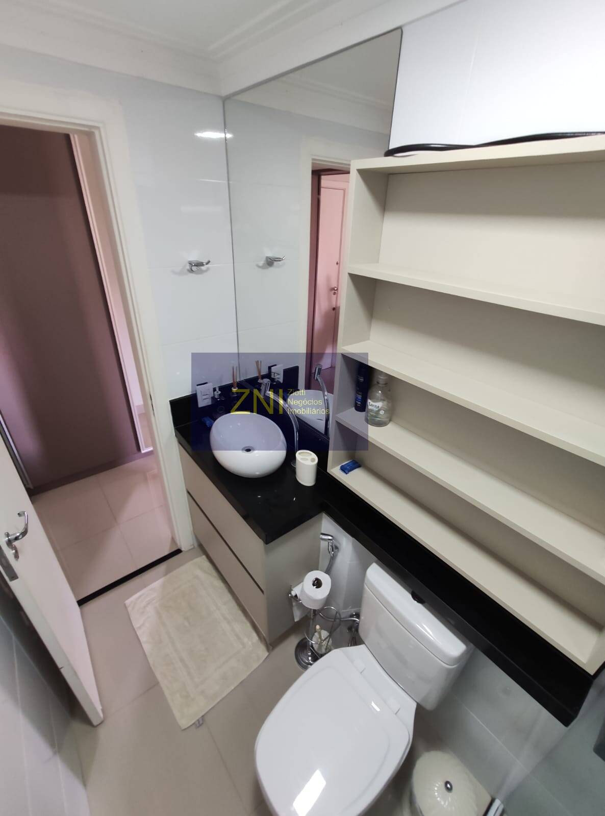 Apartamento à venda com 1 quarto, 37m² - Foto 8