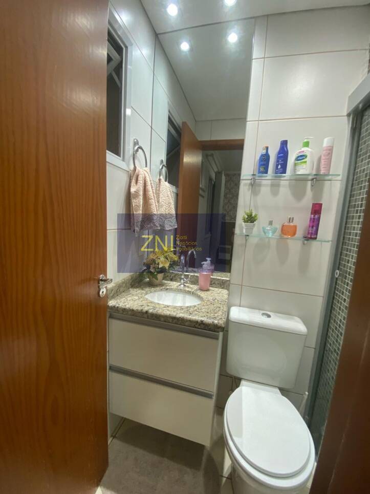 Apartamento à venda com 2 quartos, 62m² - Foto 18